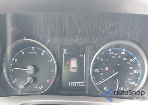 2018 Toyota Rav4 Xle z USA, uszkodzony, nr VIN JTMRFREV4JD232352